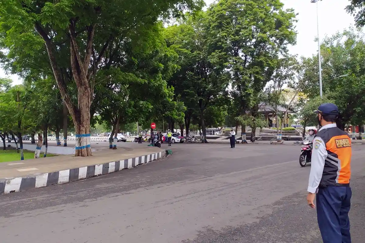 45 Menit Sudah Terjaring 35 Kendaraan, Operasi Tindak Penerobos Jalur Satu Arah di Karanganyar