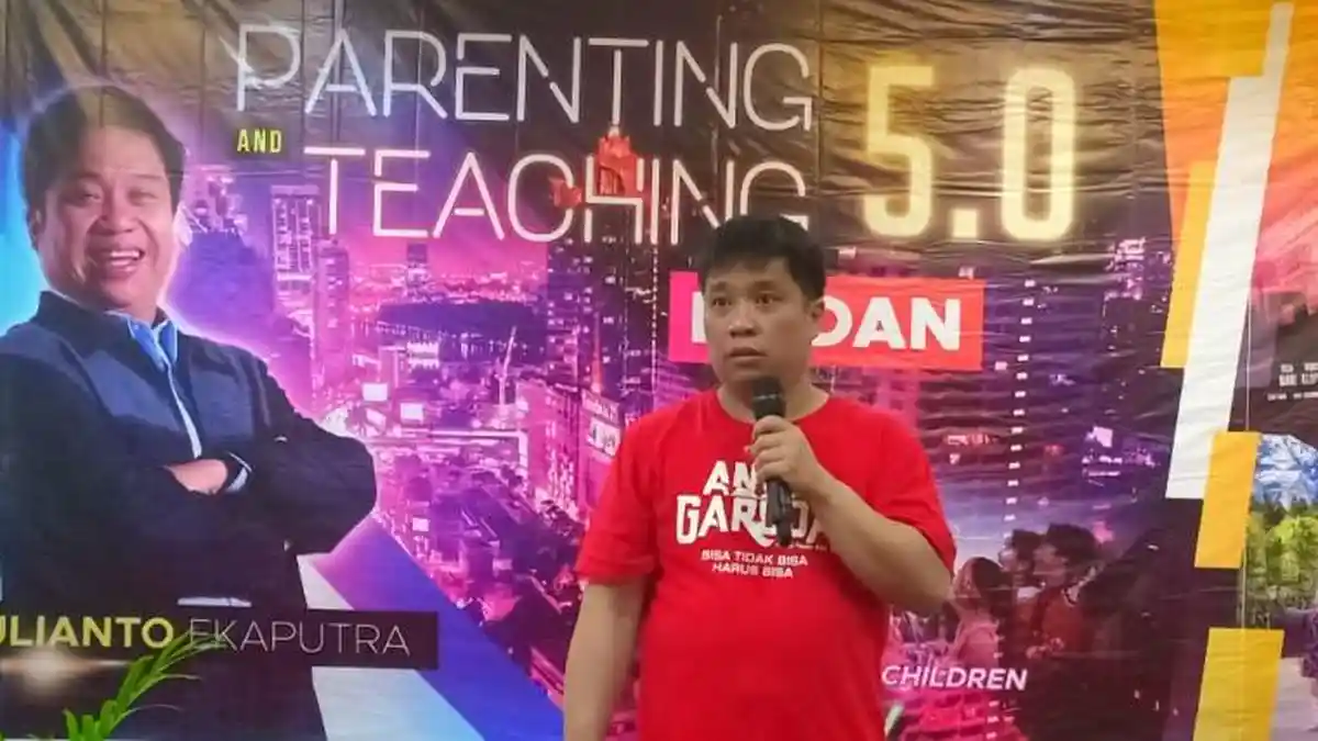 Kick Andy Heroes 2018 Julianto Ekaputra Ajak Orang Tua Kenali Bakat ...