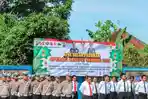 Polisi-melaksanakan-Apel-Gelar-Pasukan-Operasi-Ketupat-Semeru-2024-di-Jember-untuk-amankan-mudik.jpg