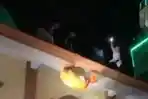 Penemuan 2 Mayat Pria Penuh Belatung di Atap Masjid Bikin Geger, Polisi Ungkap Penyebab Kematiannya