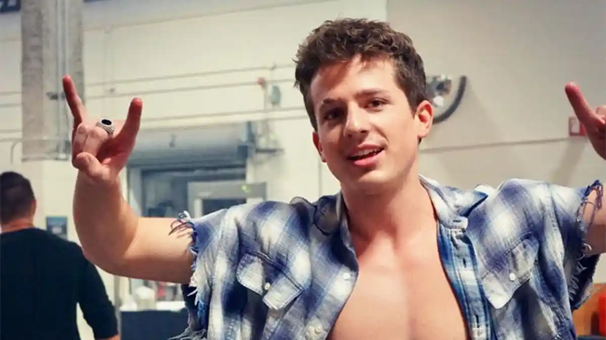 Charlie Puth Berikan Kejutan Baru Lewat Lagu If You Leave Me Now, Bikin Baper!