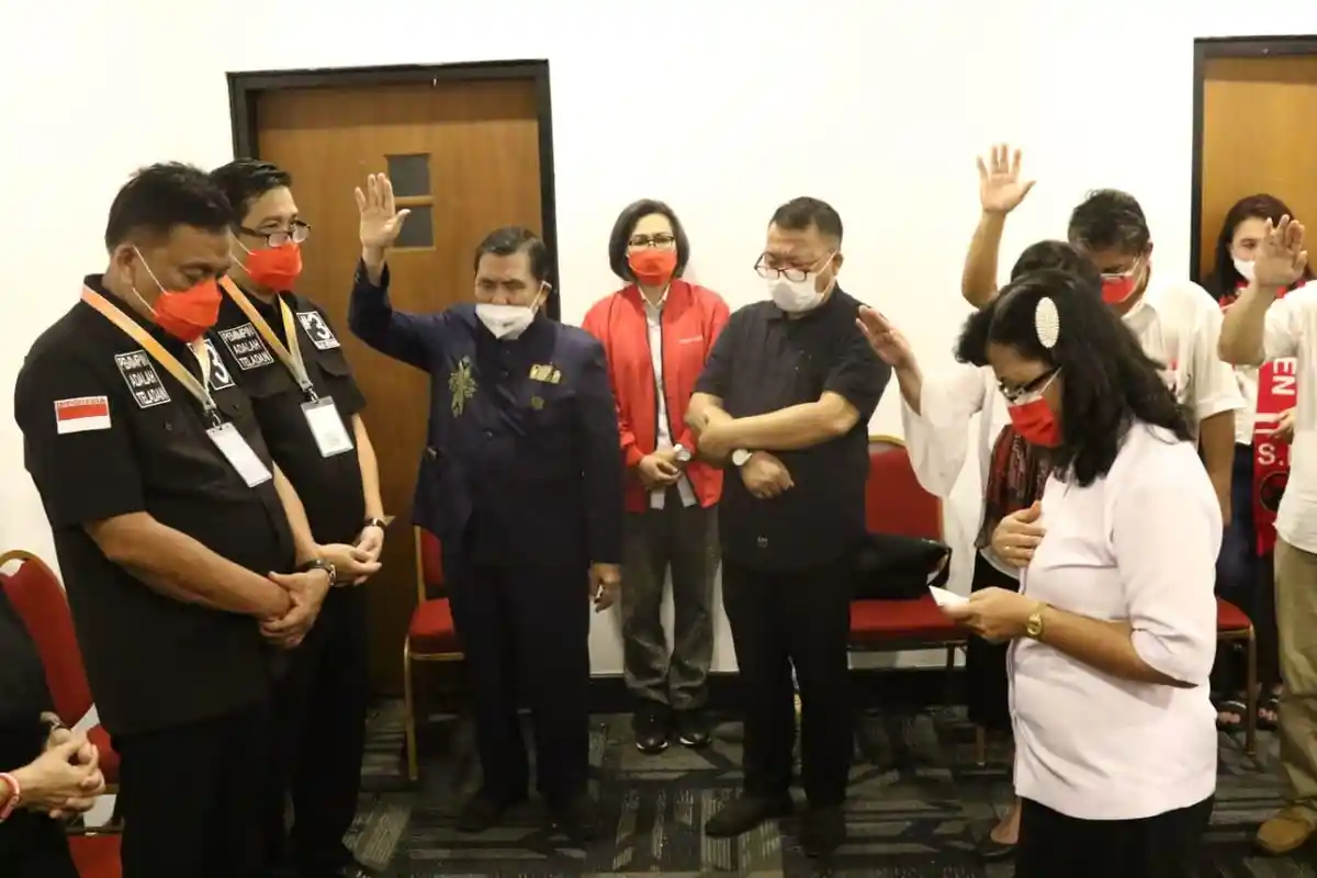 Debat Sesi II, Olly-Steven Gemilang Paparkan Capaian Sulut Hebat