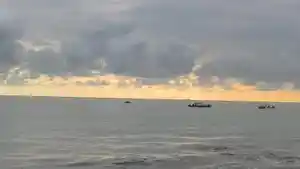Kapal-dan-perahu-karet-milik-tim-gabungan-240426.jpg