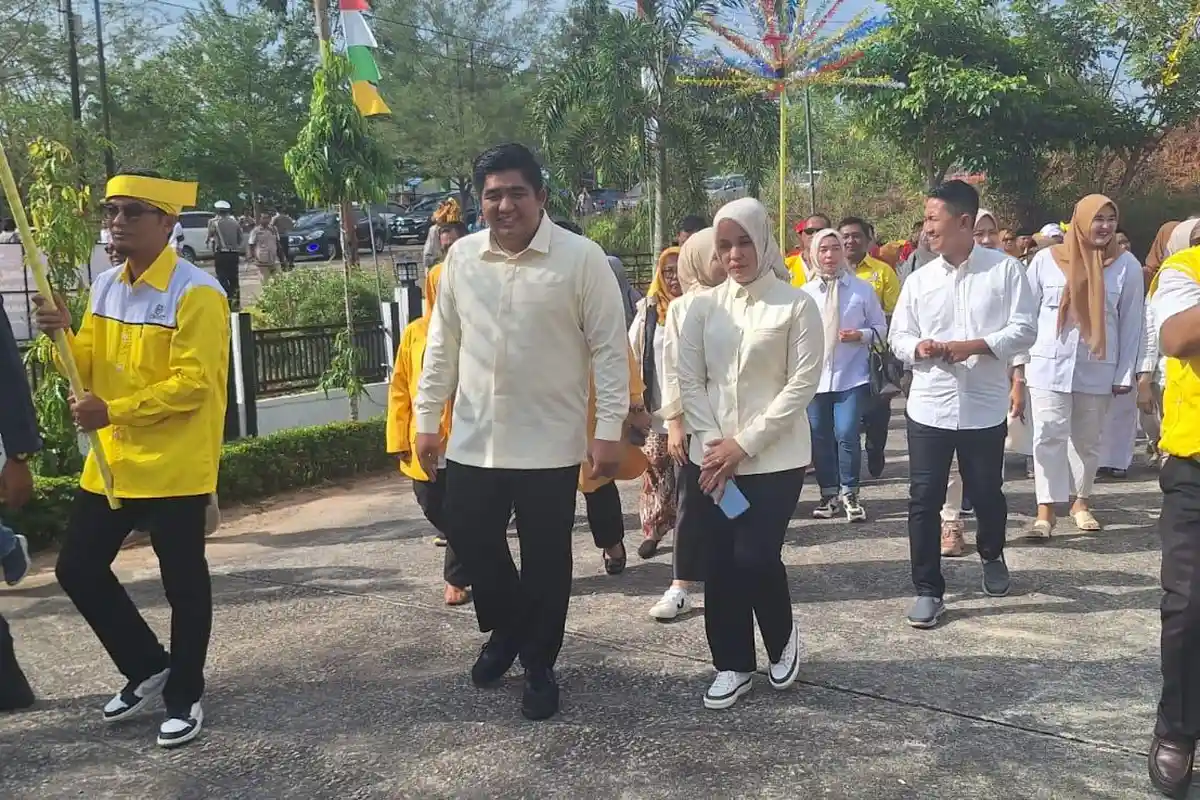 Deklarasi Roby-Deby Maju Pilkada Bintan 2024, Seragam Sekolah dan Bus Gratis jadi Program Andalan