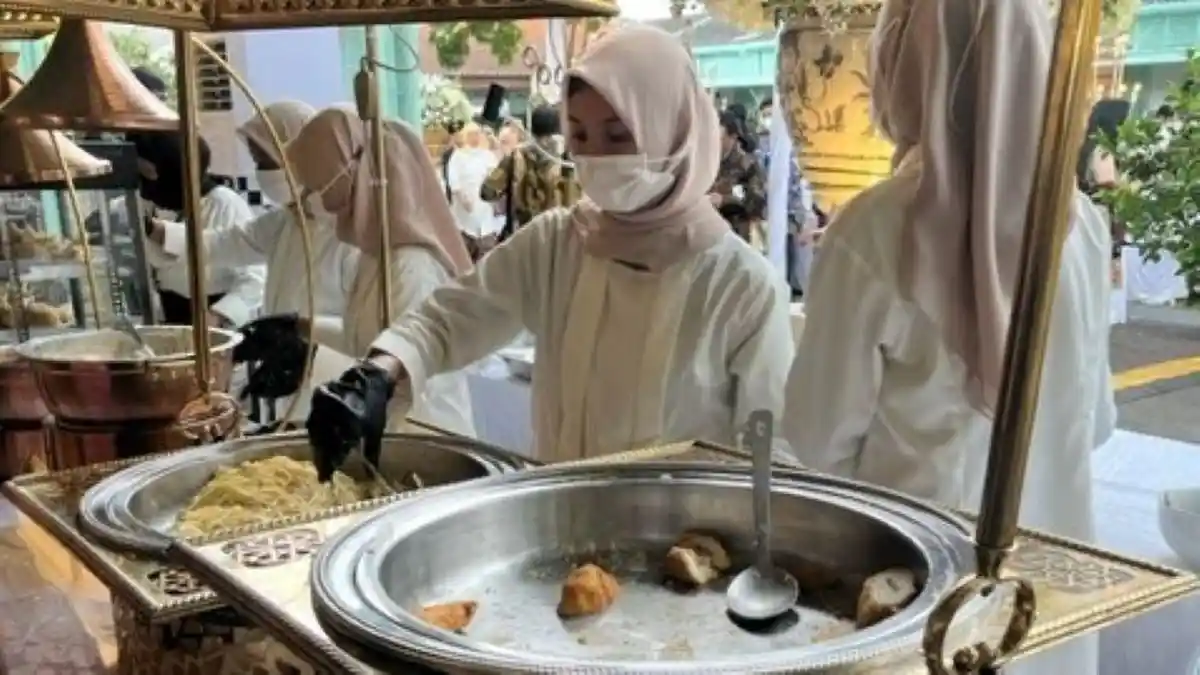 Melimpahnya Makanan di Pesta Resepsi Pernikahan Kaesang-Erina