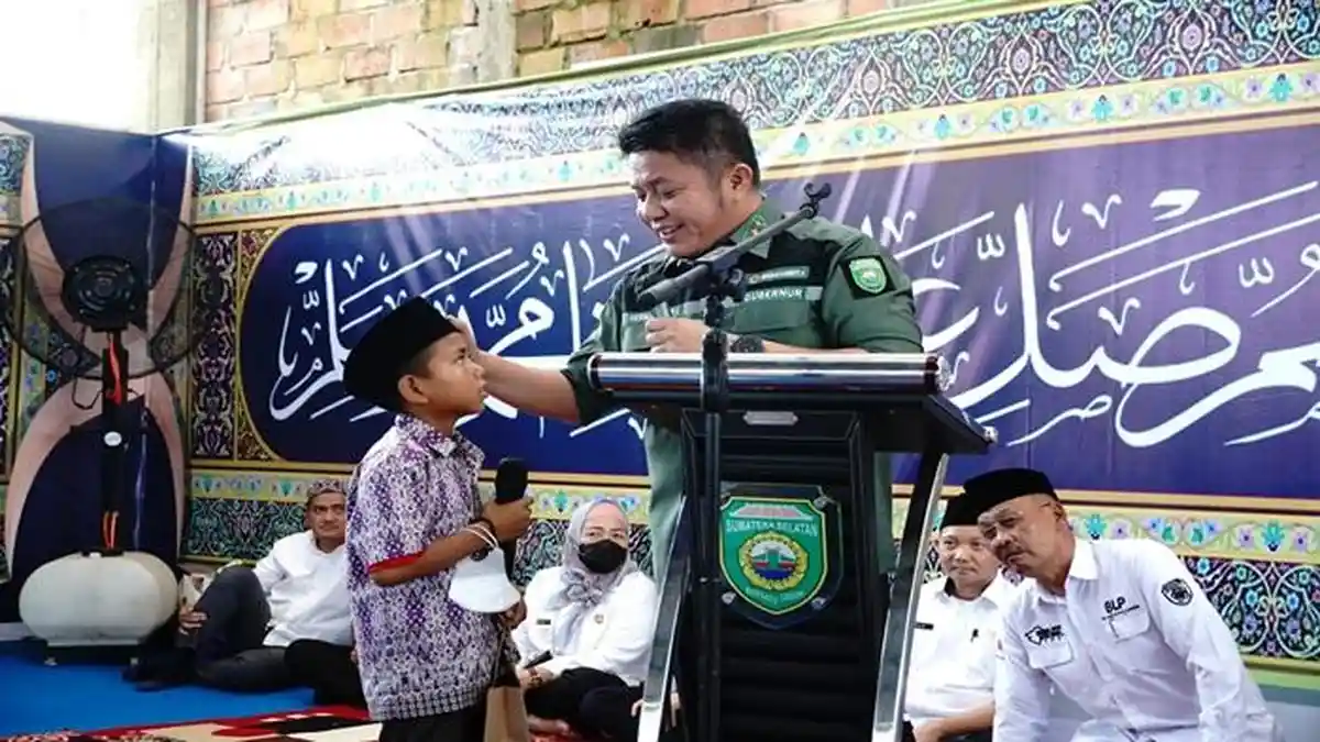 Herman Deru Berbagi Kebahagiaan Ramadhan Bersama 1444 Anak Yatim Piatu
