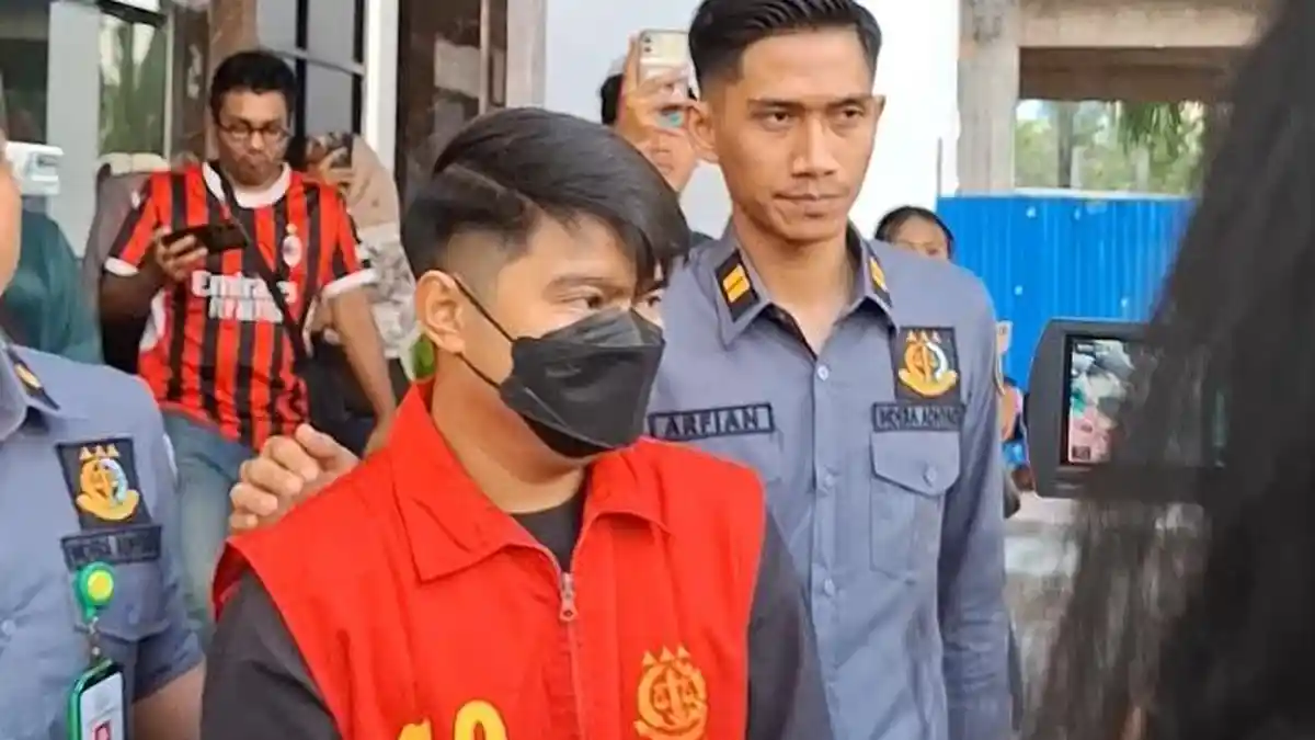 Bos Limbah di Batam Dijemput Jaksa saat Potong Rambut, 2 Tahun Tak ...