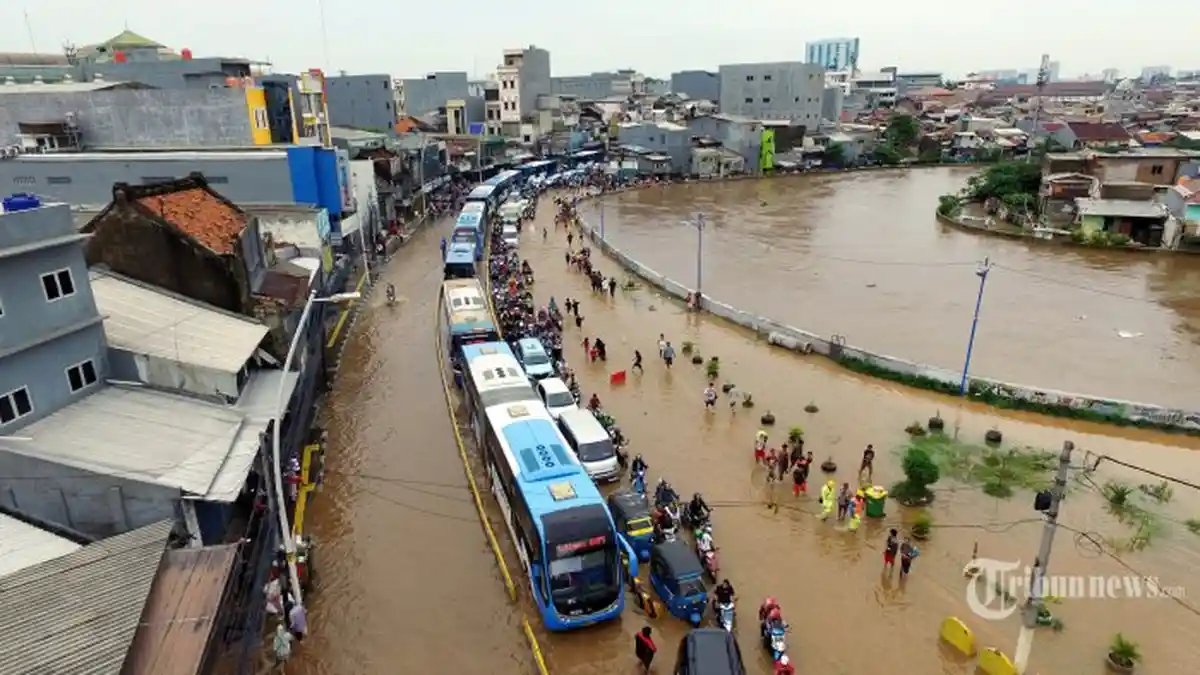 Dampak Banjir Jakarta dan Sekitarnya, BNPB: Jumlah Korban Meninggal 30 Orang