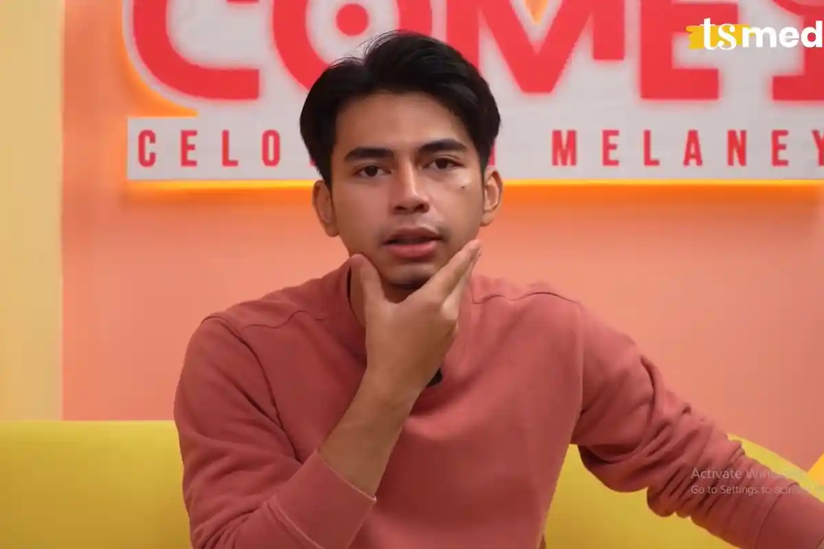 Jarang Terlihat Bersama Raffi, Dimas Ahmad Terekam Jadi Juru Parkir, Lepas dari Rans Entertainment?