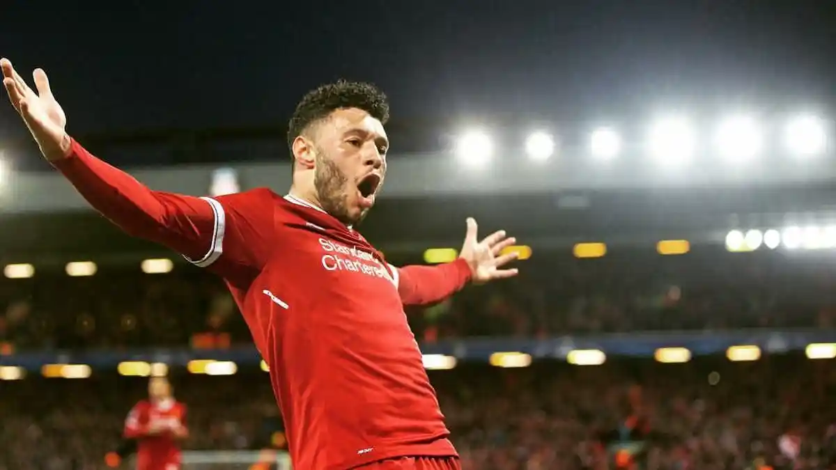 LIGA INGGRIS: Jadi Target Arsenal, Liverpool Siap Lepas Alex Oxlade-Chamberlain