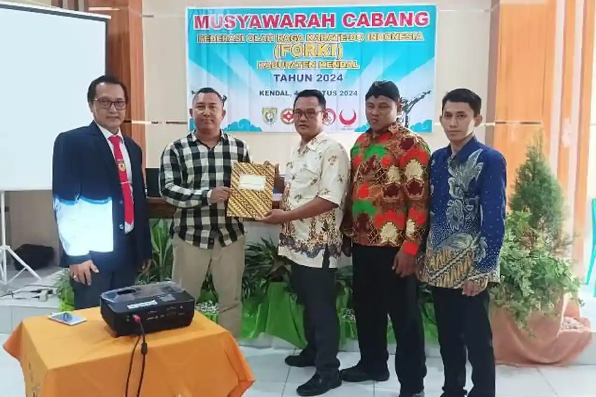 Terpilih Jadi Ketua Forki Kendal, Iwan Kurniawan Ingin Bawa Atlet Karate Tambah Prestasi Nasional 