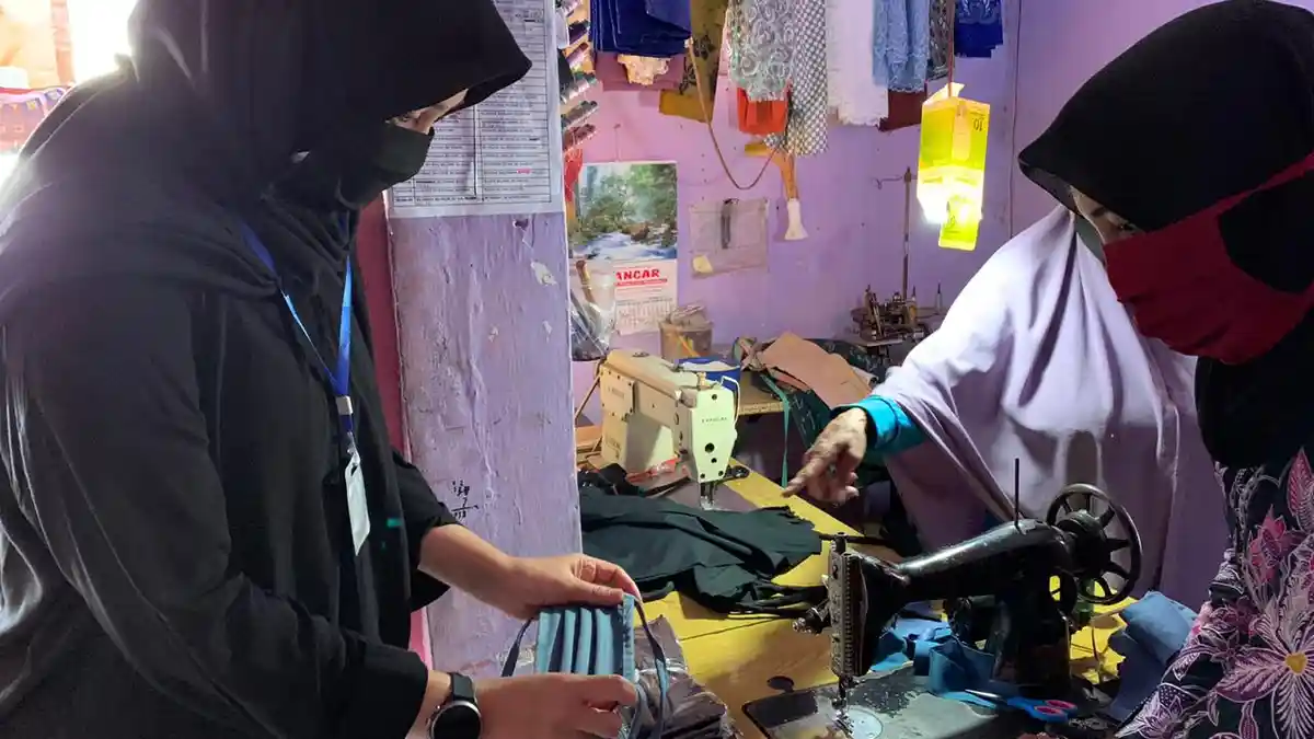 PKK Banyuwangi Berdayakan Kadernya Produksi Masker