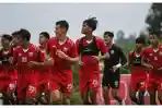Borneo-FC-melakukan-latihan-sebelum-pertandingan.jpg