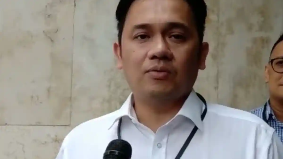 Nimbrung Dalam Kasus Hotman Paris, Farhat Abbas Beri Peringatan Keras ke Iqlima Kim dan Pengacaranya