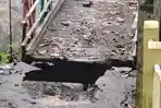 Sungai Gung 'Mengamuk', Jembatan Gantung Danawarih Putus Hingga Warga Sangkanjaya Terisolir