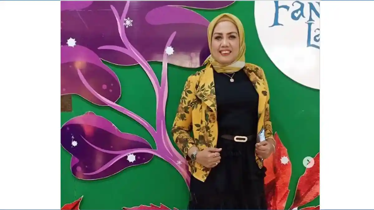 Elly Sugigi Potong Gigi, Begini Penampakan Penampilan Terbarunya