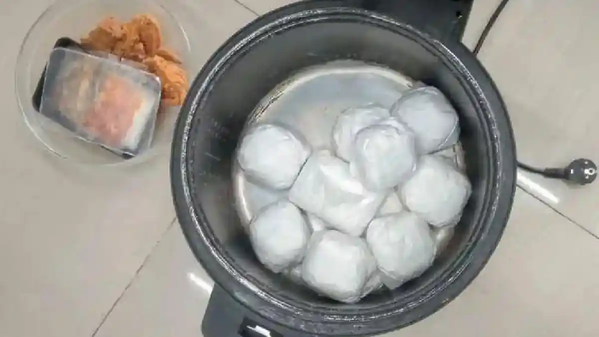 Satpol PP-WH Banda Aceh Tertibkan Ritel Modern Jual Makanan Siang Hari di Bulan Ramadhan