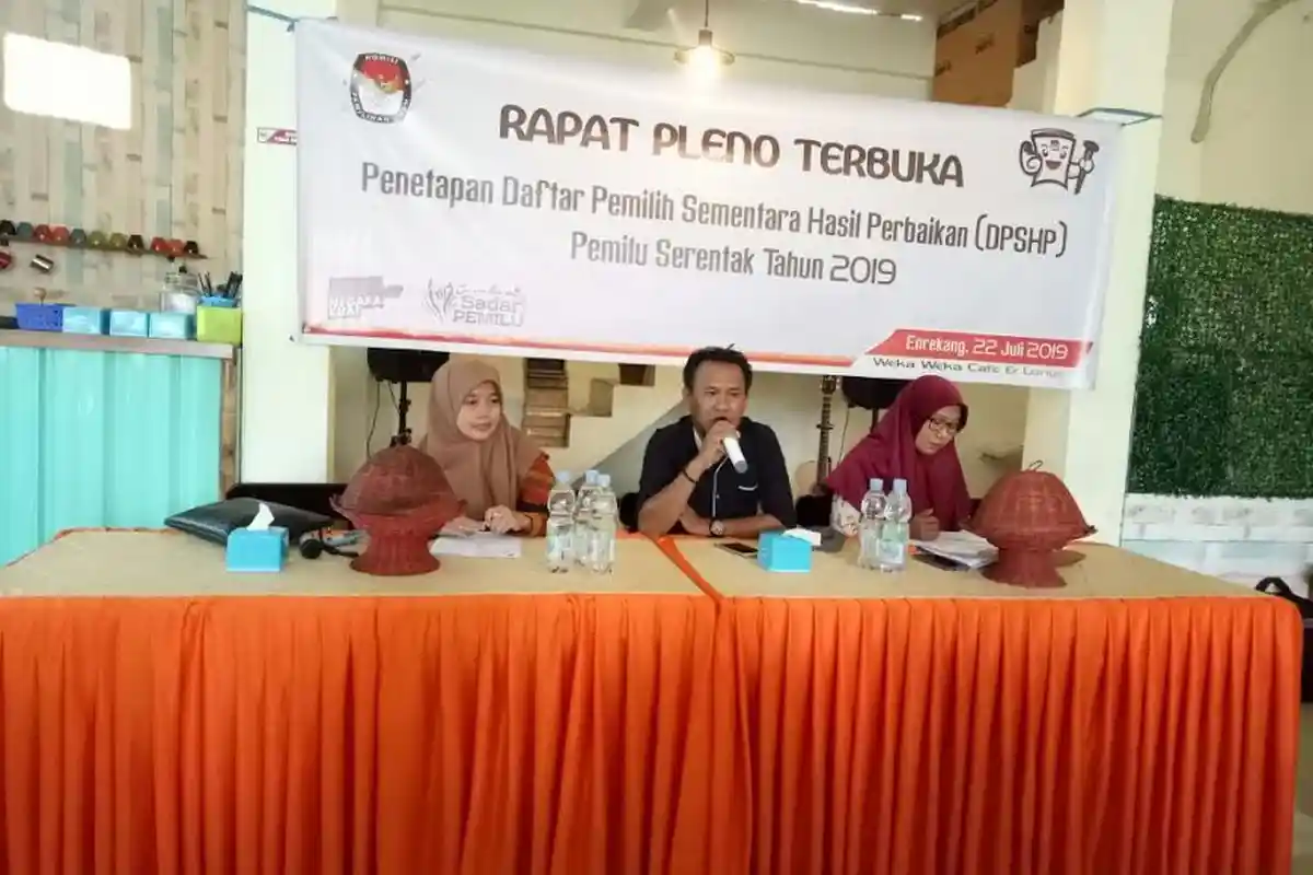 Data DPSHP KPU Selisih 101 Pemilih dengan Data Panwaslu Enrekang