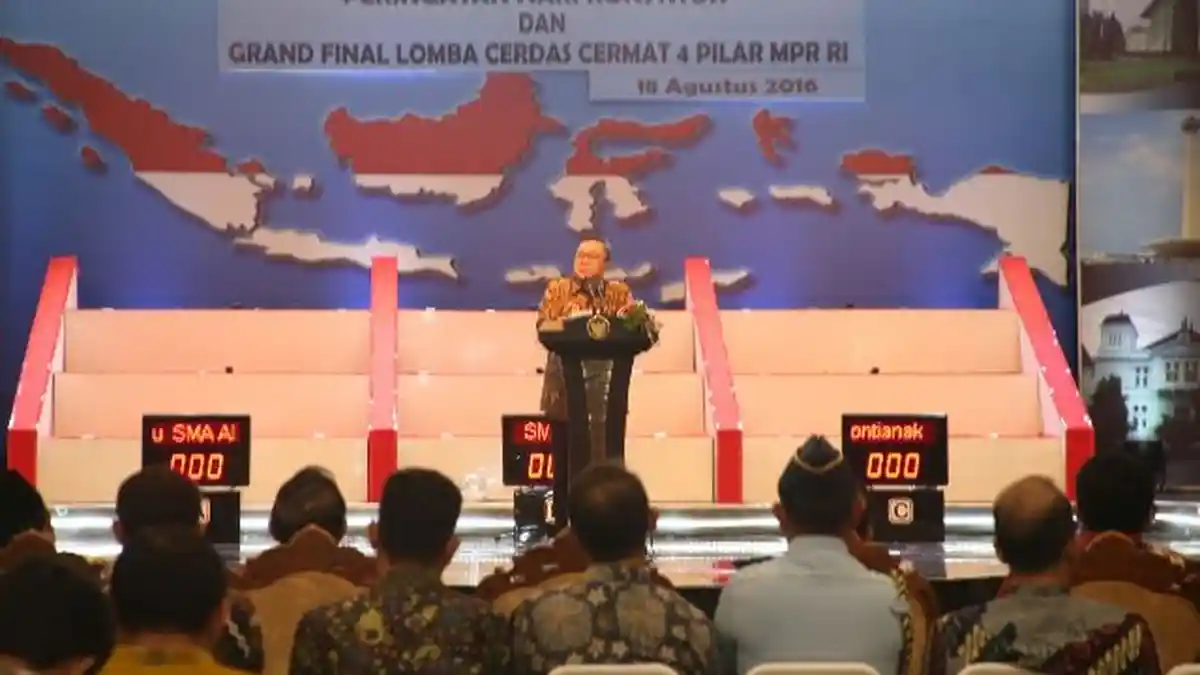 Peringati Hari Konstitusi, Zulkifli Hasan Ingatkan Indahnya Kebhinnekaan