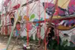 Seniman Jalanan Pameran Bareng di Tembok