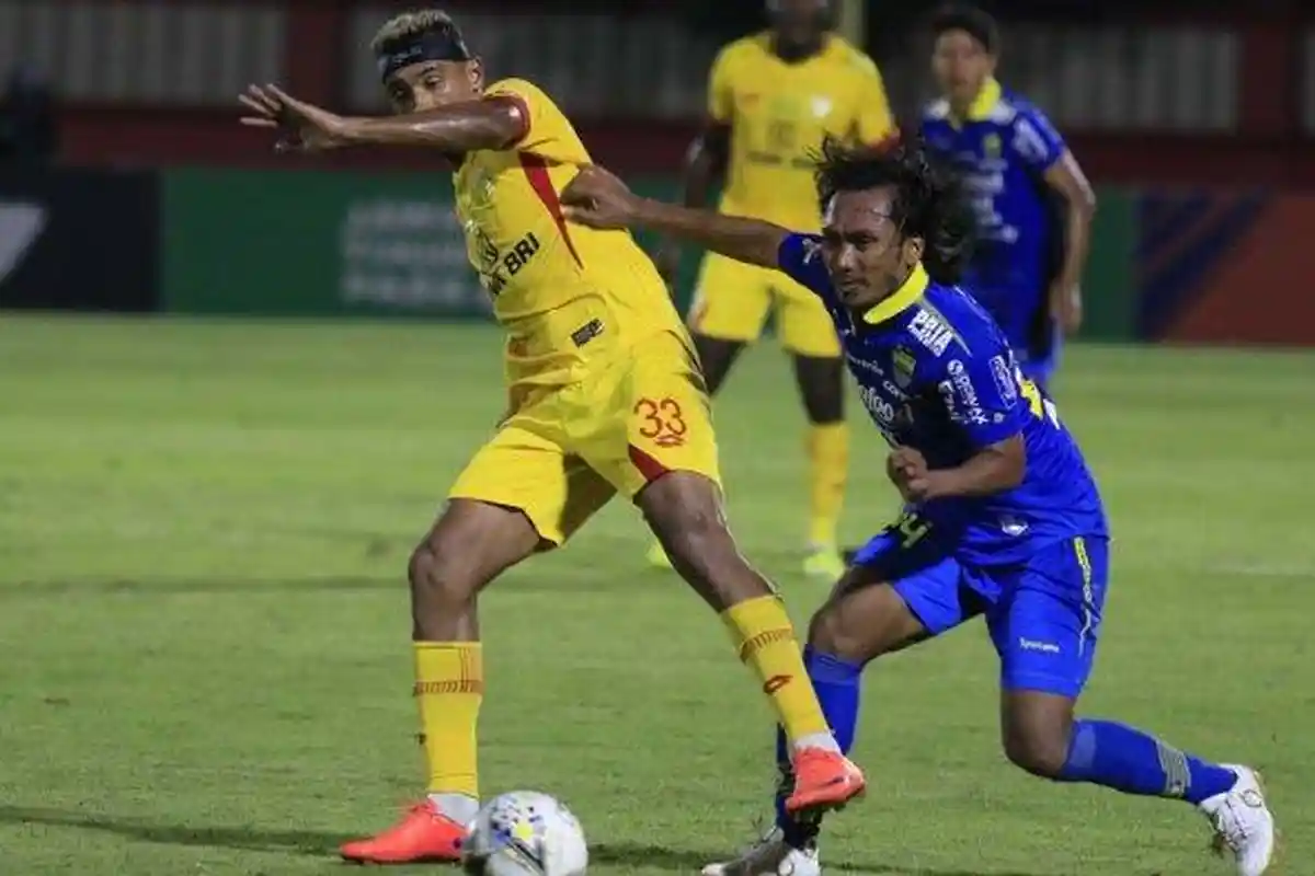 Hasil Bhayangkara FC vs Persib Bandung, Maung Bandung Kurang Greget, Lawan Mainkan Pohon Natal