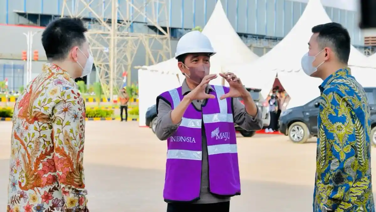 VIDEO : Ultimatum Presiden Jokowi : Stop Ekspor Bahan Mentah !