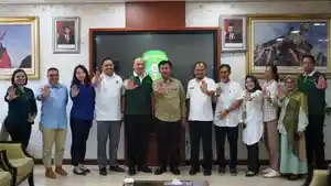 20230530_Sekda-Kukar-Sunggono-saat-menerima-jajaran-Tanoto-Foundation.jpg