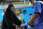 Sudin KPKP Gelar Vaksinasi Rabies di Duren Sawit Jaktim, Targetkan Vaksin 1.650 HPR