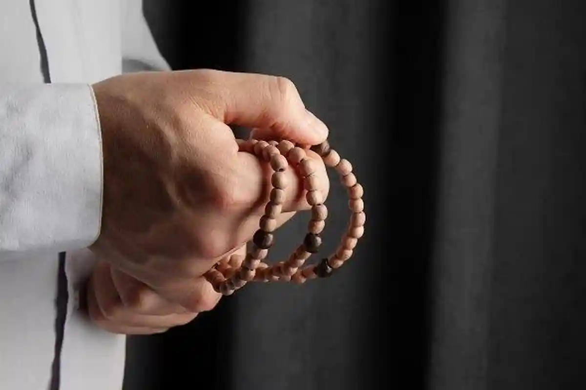 Bacaan Sholawat Nurul Musthofa, Syair Qasidah Populer Ciptaan Habib Hasan bin Jafar Assegaf