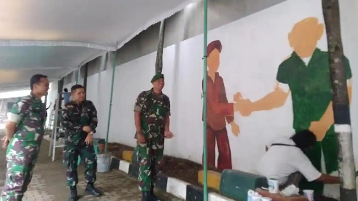 4 Tim Seniman Mural Warnai Koramil 01/Kota Kudus