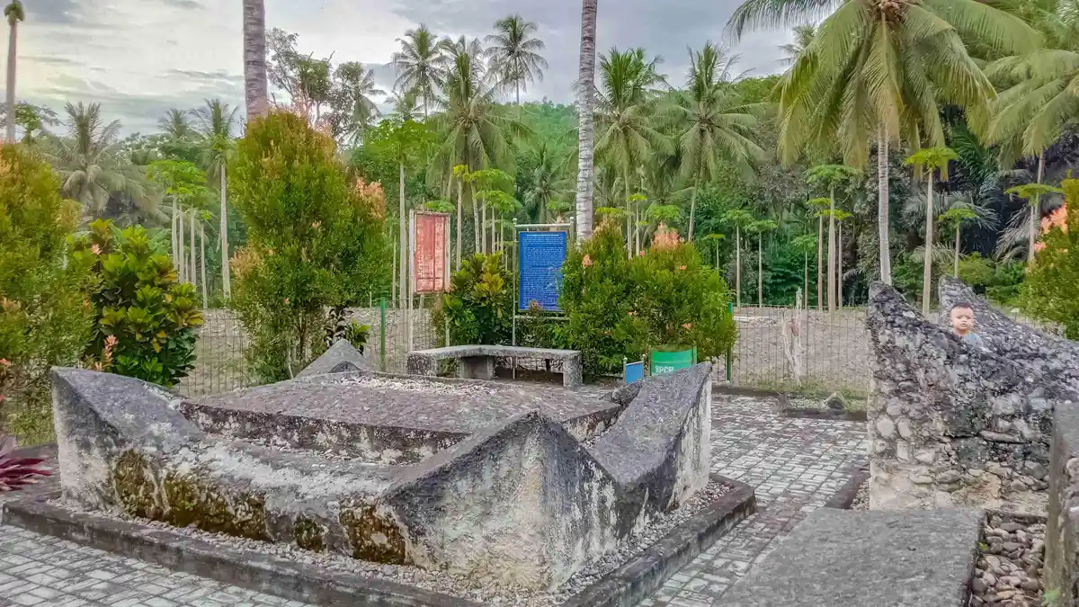 BERITA FOTO: Makam Raja Blongkod di Gorontalo yang Kini Masih Menyimpan Cerita Mistis