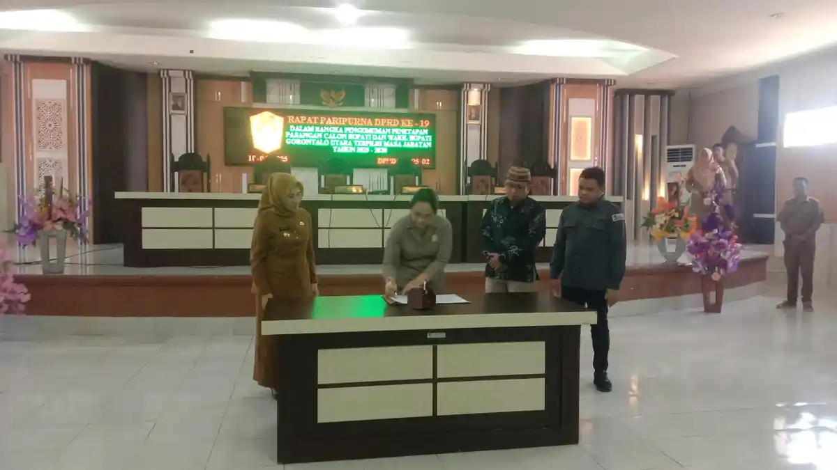 DPRD Gorontalo Utara Umumkan Thariq Modanggu - Nurjanah Yusuf sebagai Bupati dan Wakil Bupati Gorut