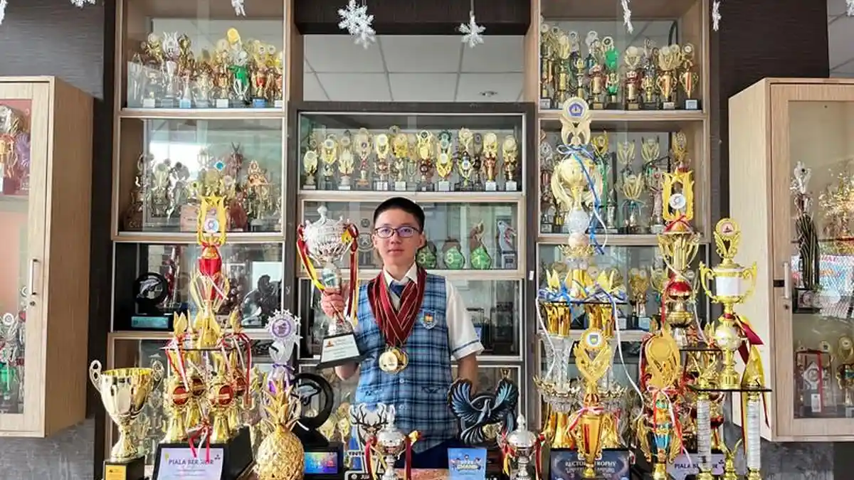 Michael Magica Ang Siswa SMP Penabur Raih Berbagai Medali Lomba ...