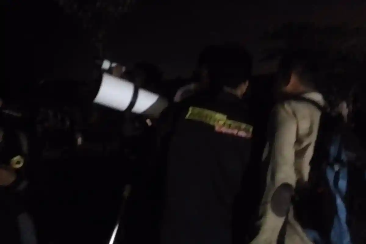 Nobar Super Blue Blood Moon di Itera, Ada yang Penasaran, Ada yang Ingin Belajar