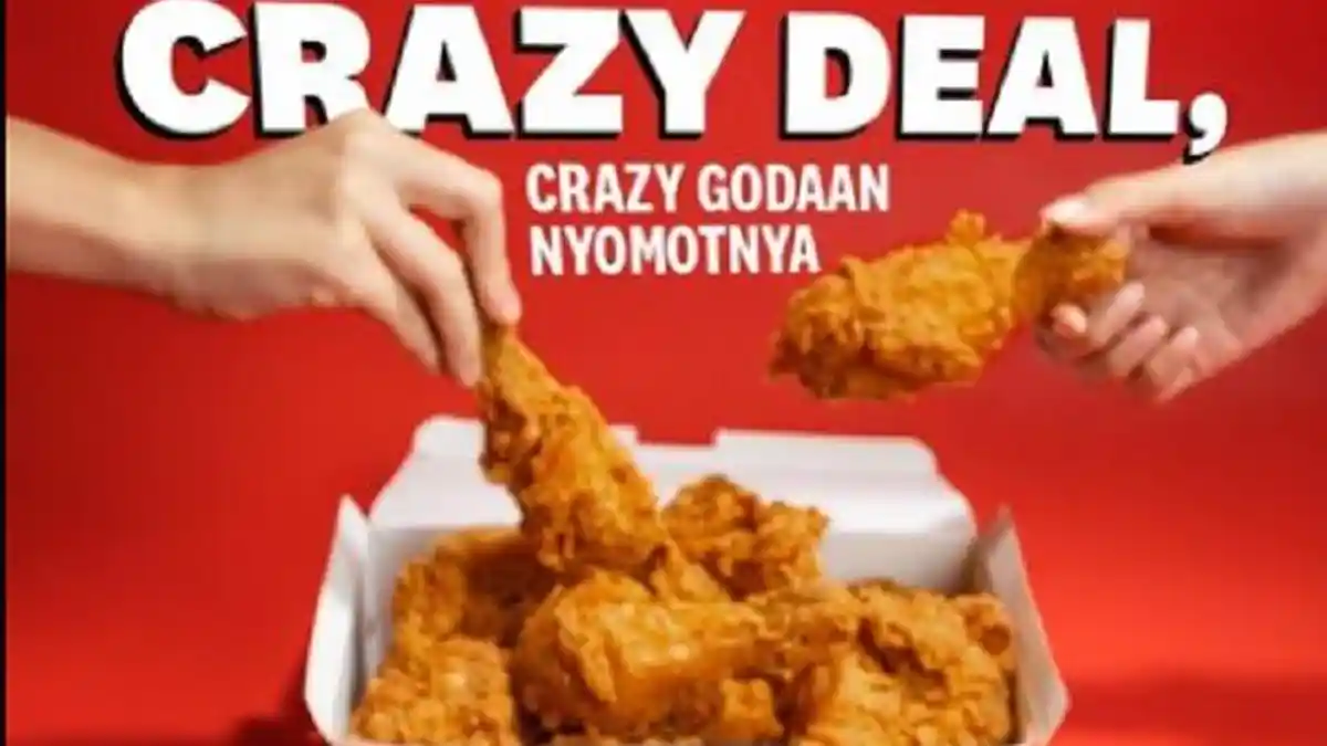 HAPPY THURSDAY! Promo KFC 26 Januari 2023: Paket Crazt Deal 7 Ayam ...