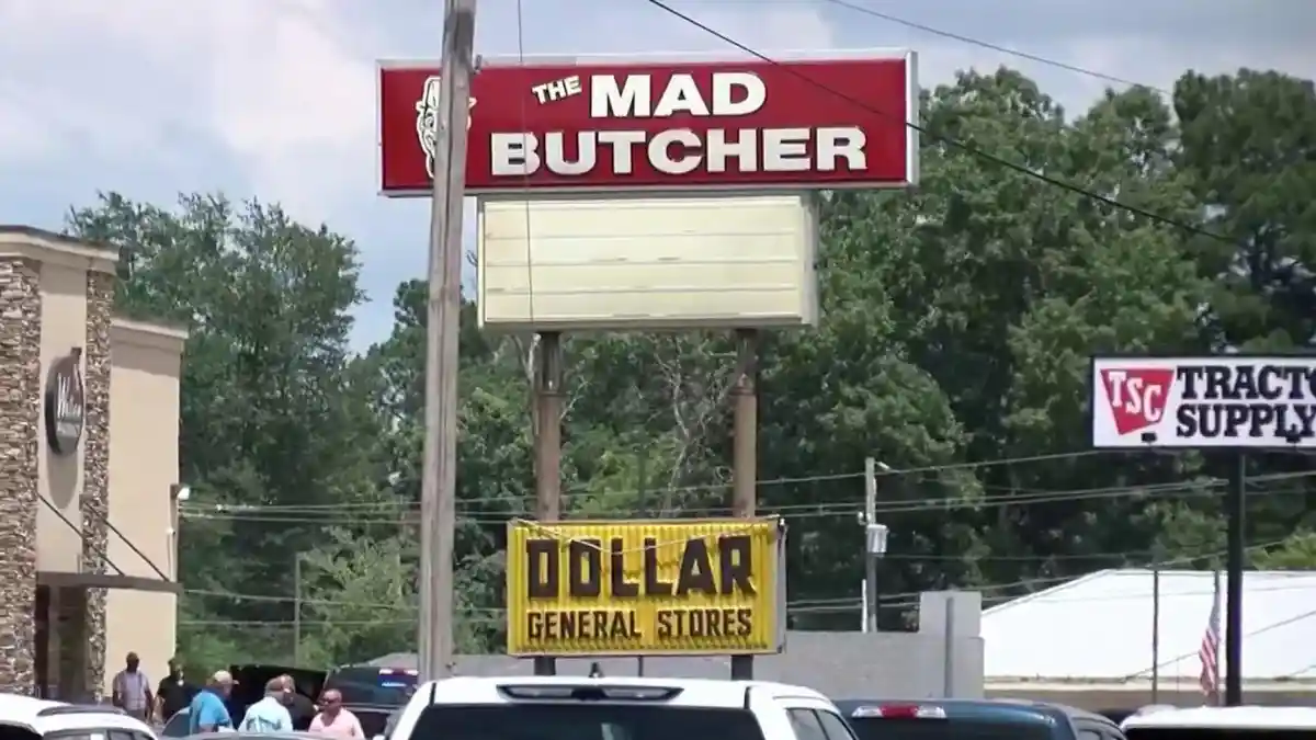 Penembakan Massal di Supermarket Arkansas: Pelanggan Sembunyi di Freezer agar Bisa Selamatkan Diri