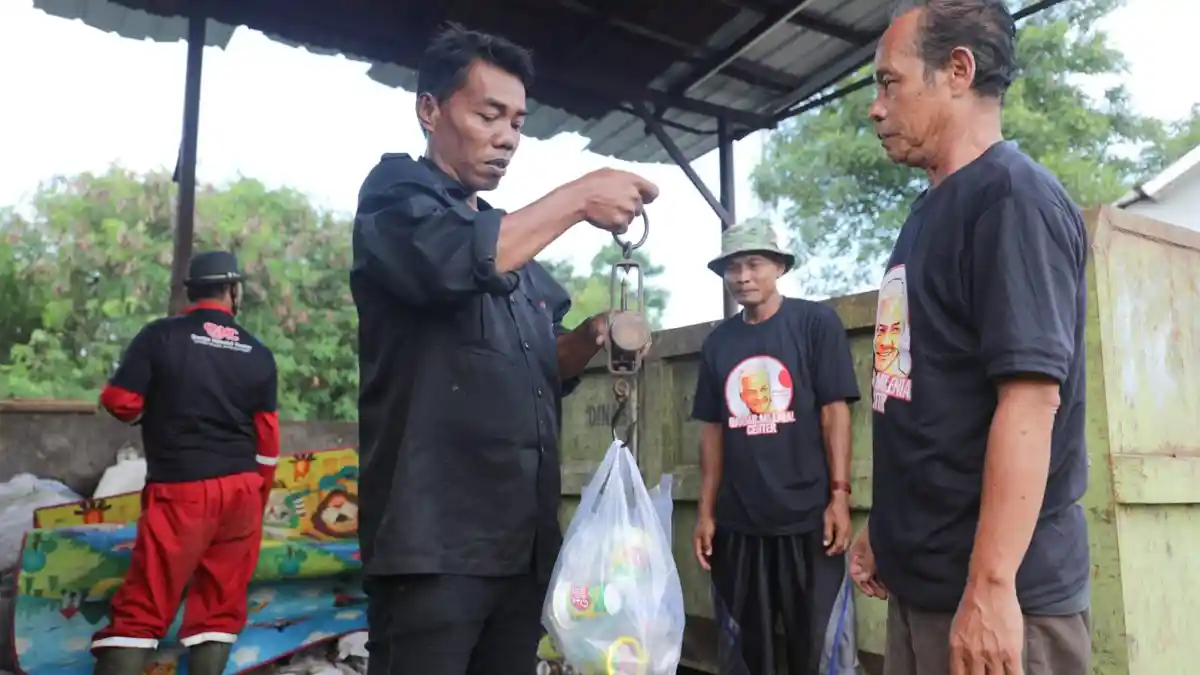 Produksi Sampah di Cirebon Capai 1.100 Ton per Hari, GMC Luncurkan Program Bank Sampah