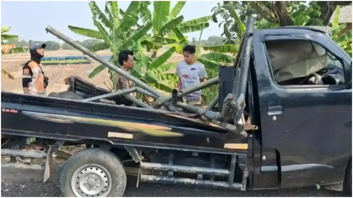 13 Korban Tewas Berjatuhan dari Pikap, Kesaksian Mencekam Kecelakaan Maut di Indramayu - Tribunbatam.id