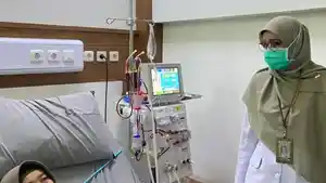 pelayanan-cuci-darah-di-rsud-cimahi-pasien-bpjs-pbi.jpg