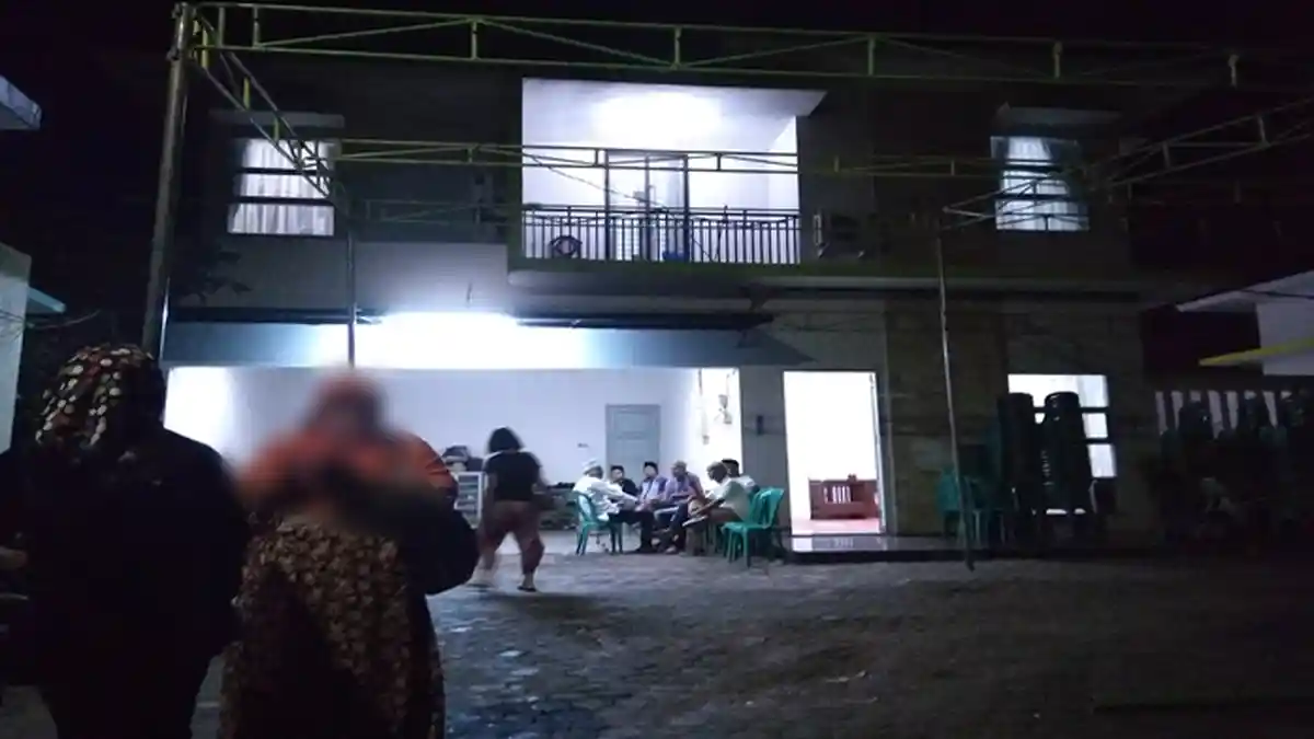 Putra Mantan Walikota Pangkalpinang & Cawagub Sumsel 2018 Dimakamkan di TPU Kebun Bunga