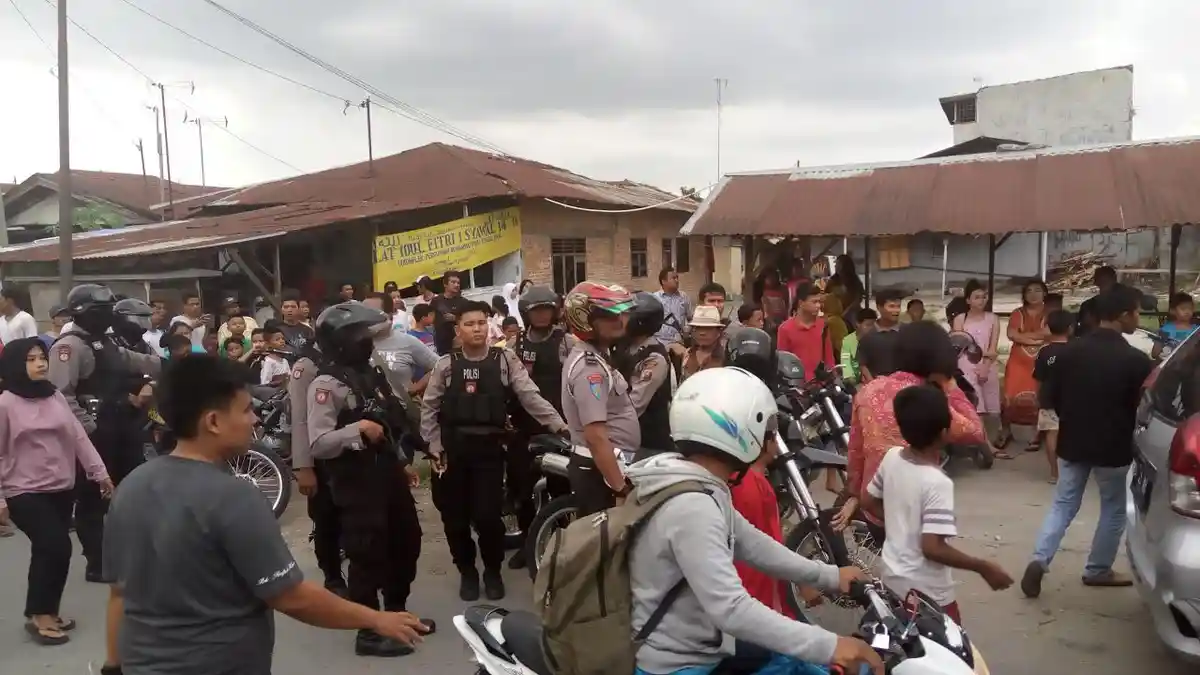 Gerebek Basis Peredaran Narkoba Jalan Masjid Taufik