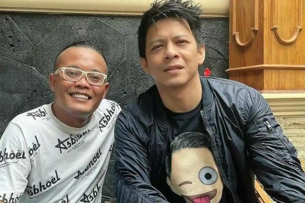 Sule Coba Tiru Gaya Iqbaal Ramadhan di Video Klip Terbaru NOAH, Ariel Beri Reaksi Mengejutkan