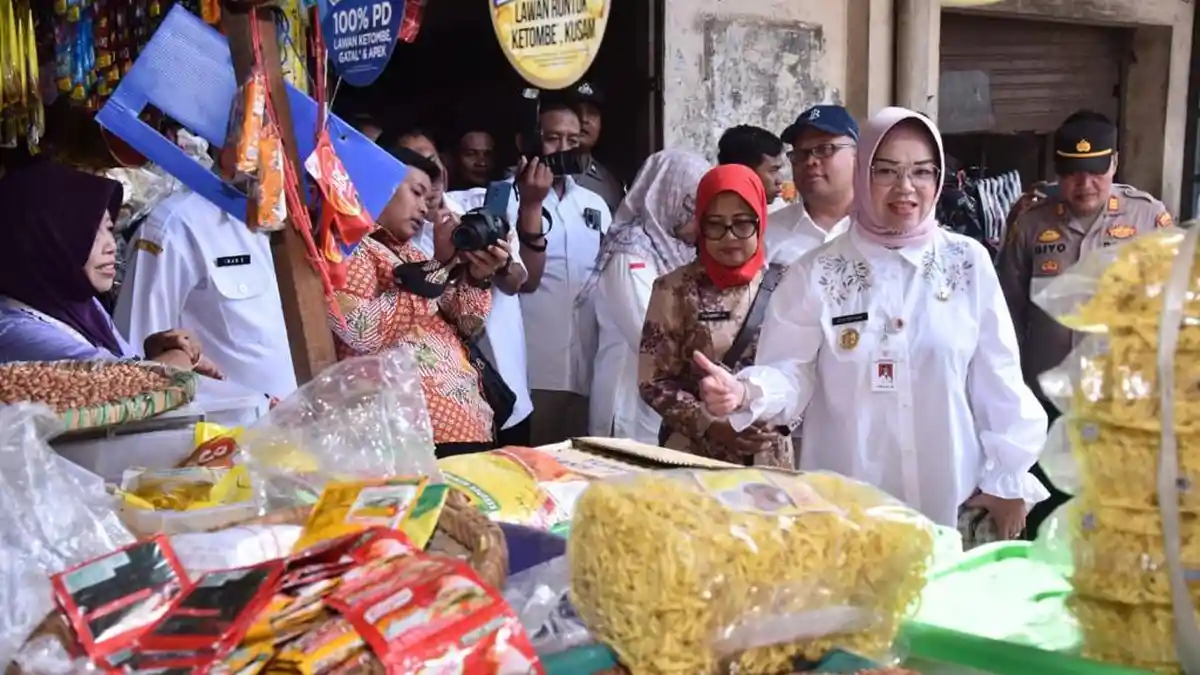 Bupati Etik Bersama TPID Sukoharjo Pantau Harga Kebutuhan Pokok Jelang Libur Nataru