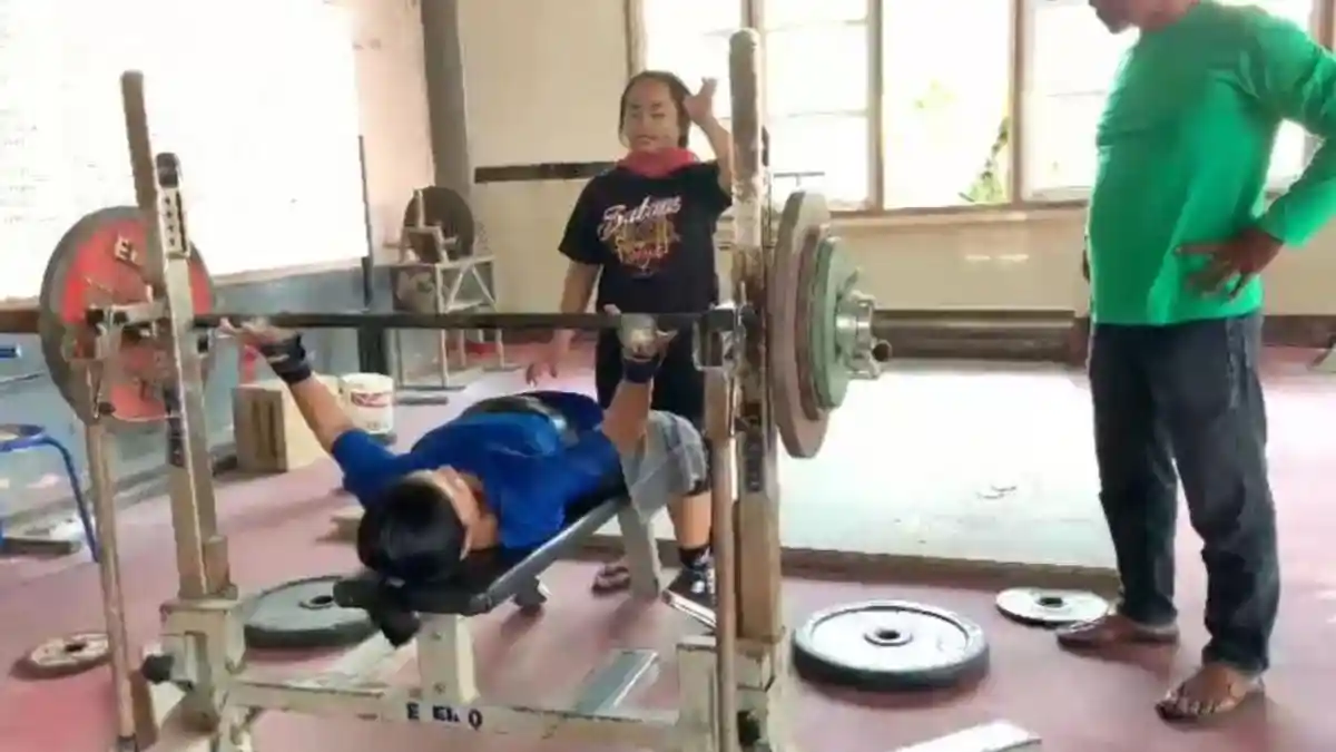 Tatap PON 2024, Angkat Berat Riau Latihan 2 Kali Sehari