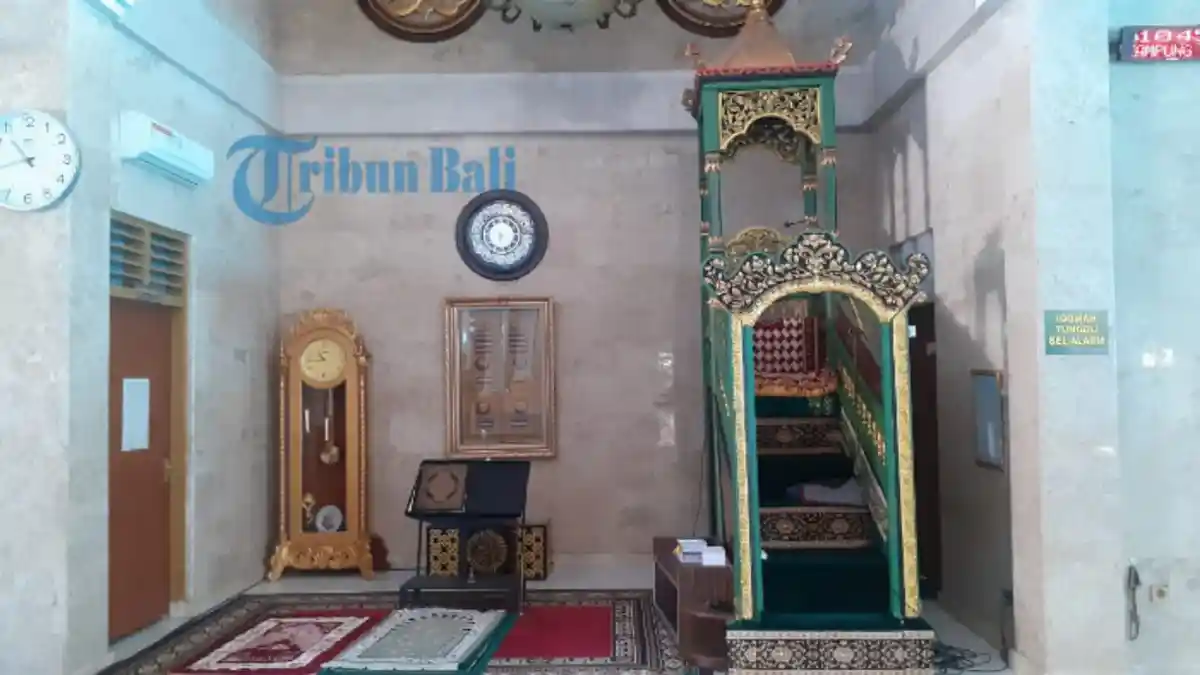 Prasasti dan Mimbar Bukti Sejarah Panjang Masjid Al Muhajirin dan Kampung Islam Kepaon