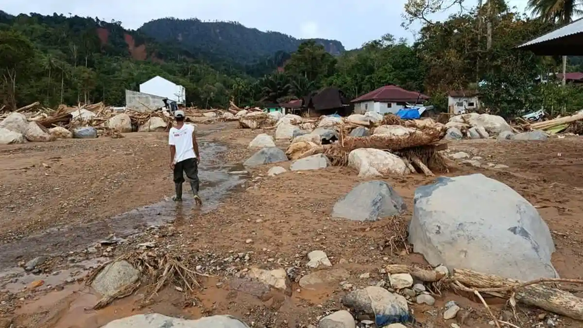 Akses Sulit Jadi Kendala, 33 Korban Banjir Longsor Belum Ditemukan