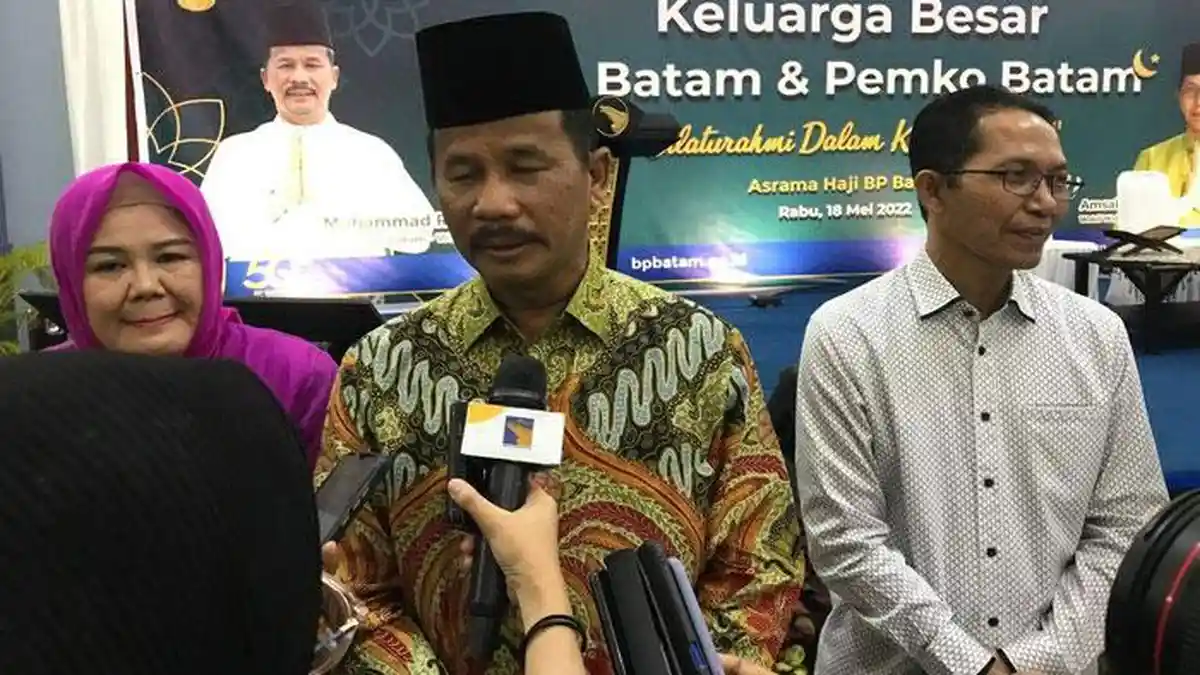 Warga Batam Boleh Lepas Masker di Luar Ruangan, Rudi : Kebijakan Pusat Wajib Kita Dukung
