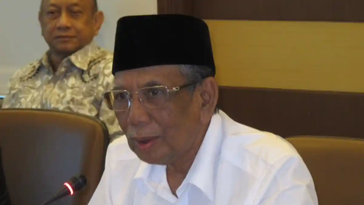 Hasyim Muzadi Bantu Kemenlu Pulangkan WNI dari Yaman