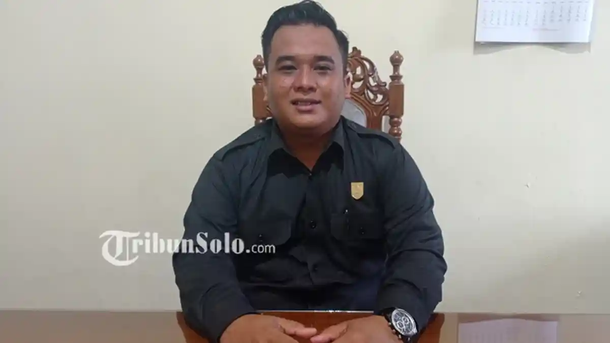 Biodata Imron Rizkyarno, Ketua Fraksi Gerindra DPRD Wonogiri: Anak Tentara Jadi Legislator Termuda