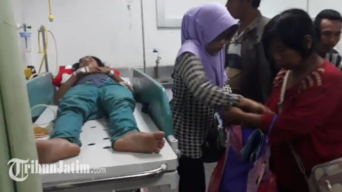 18 Korban Miras Oplosan Dibawa ke IGD RSU dr Soetomo, Tujuh Orang Meninggal